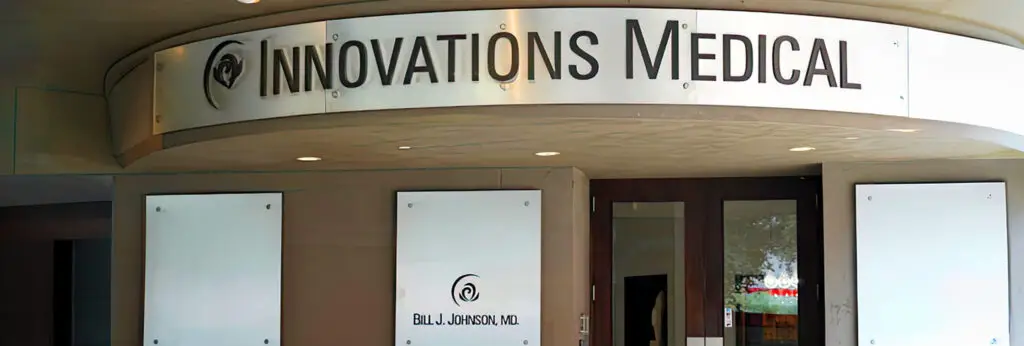 Awake tummy tuck done at Innovations Medical Dallas location front entrance